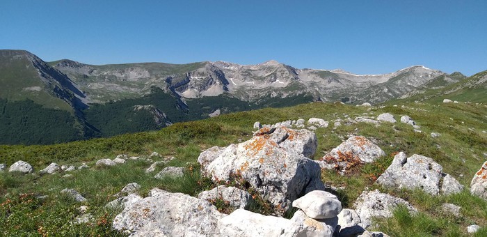 Monte Rotondo (2064 m) e Colle del Nibbio