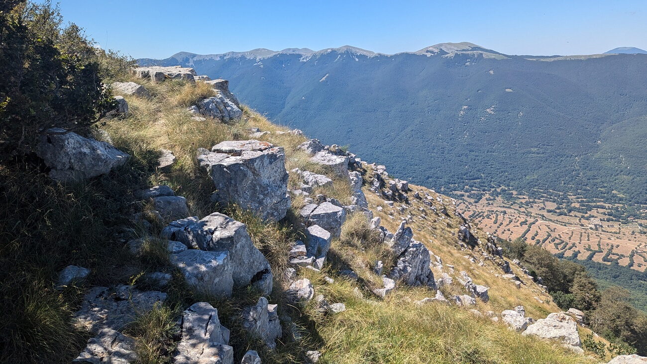 Monte Ara dei Merli e Grotta dell’Orso